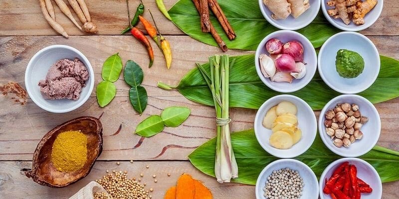 Gia vị đặc trưng tạo nên hương vị Thái chuẩn