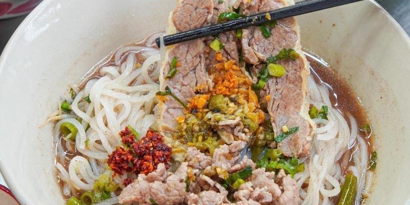 Giới thiệu món hủ tiếu Thái Lan