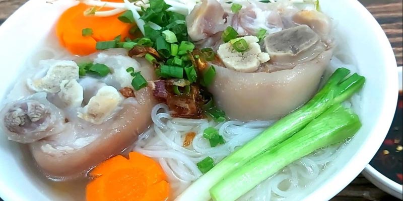 Những yếu tố giúp hủ tiếu Thái Lan dễ ăn với nhiều người