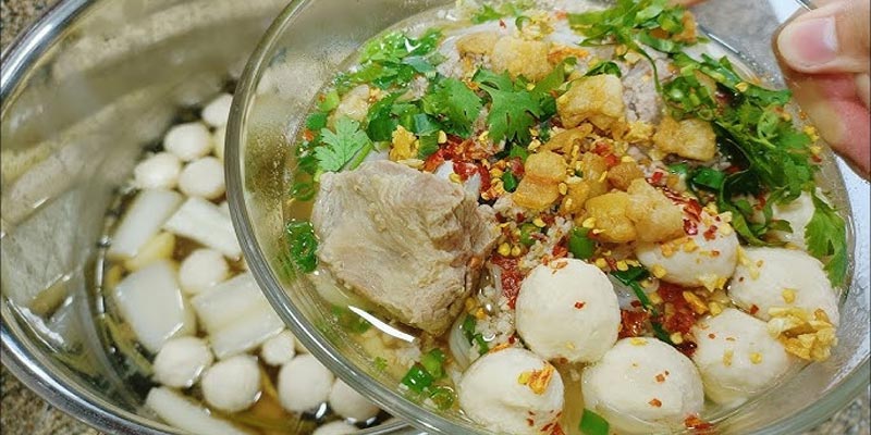 Hủ tiếu Thái Lan là món ăn như thế nào?